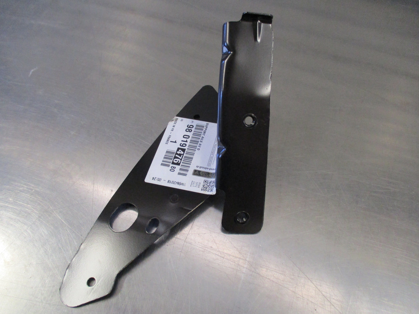Peugeot 308 Genuine Front Right Wing Support Bracket New Part
