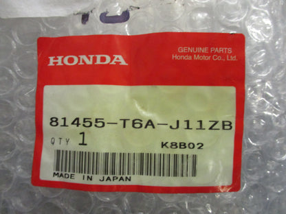 Honda Odyssey RC1 Genuine Right Hand Front Seat Belt Buckle New Part
