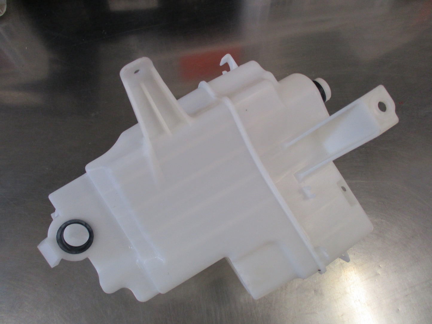 Toyota Rav4 Genuine Windscreen Washer Bottle New Part