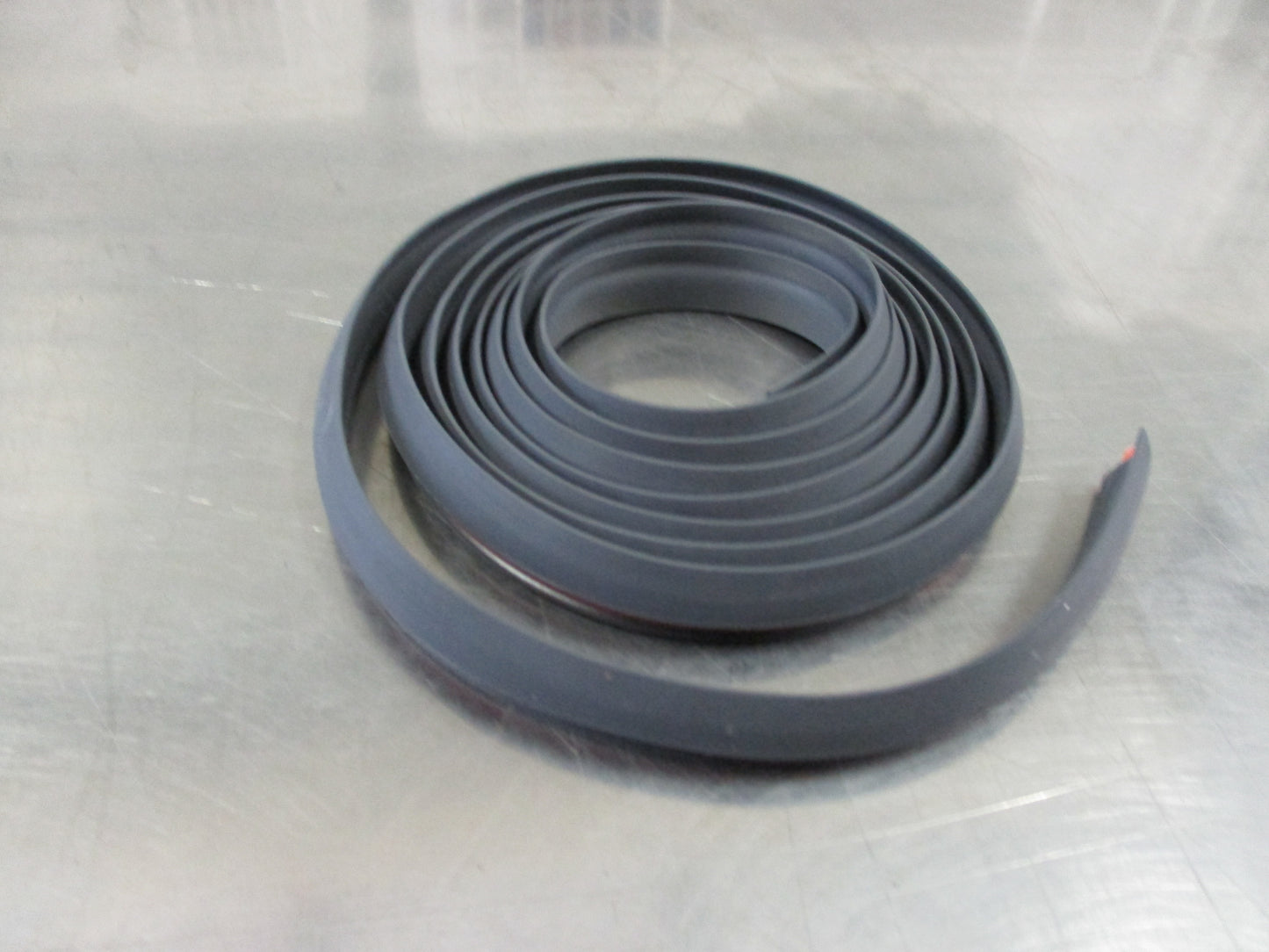 Mitsubishi Triton Genuine Right Hand Rear Flare Seal new part