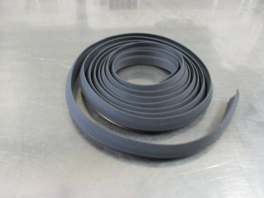 Mitsubishi Triton Genuine Right Hand Rear Flare Seal new part