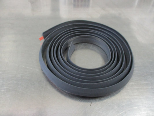 Mitsubishi Triton Genuine Right Hand Rear Flare Seal new part