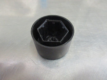 Volkswagen Golf/Beetle/Caddy/Jetta Genuine Lug Nut Cover Cap New Part