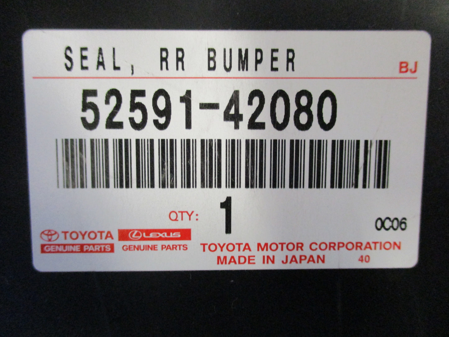 Toyota Rav4 Genuine Right Rear Bumper Seal New Part