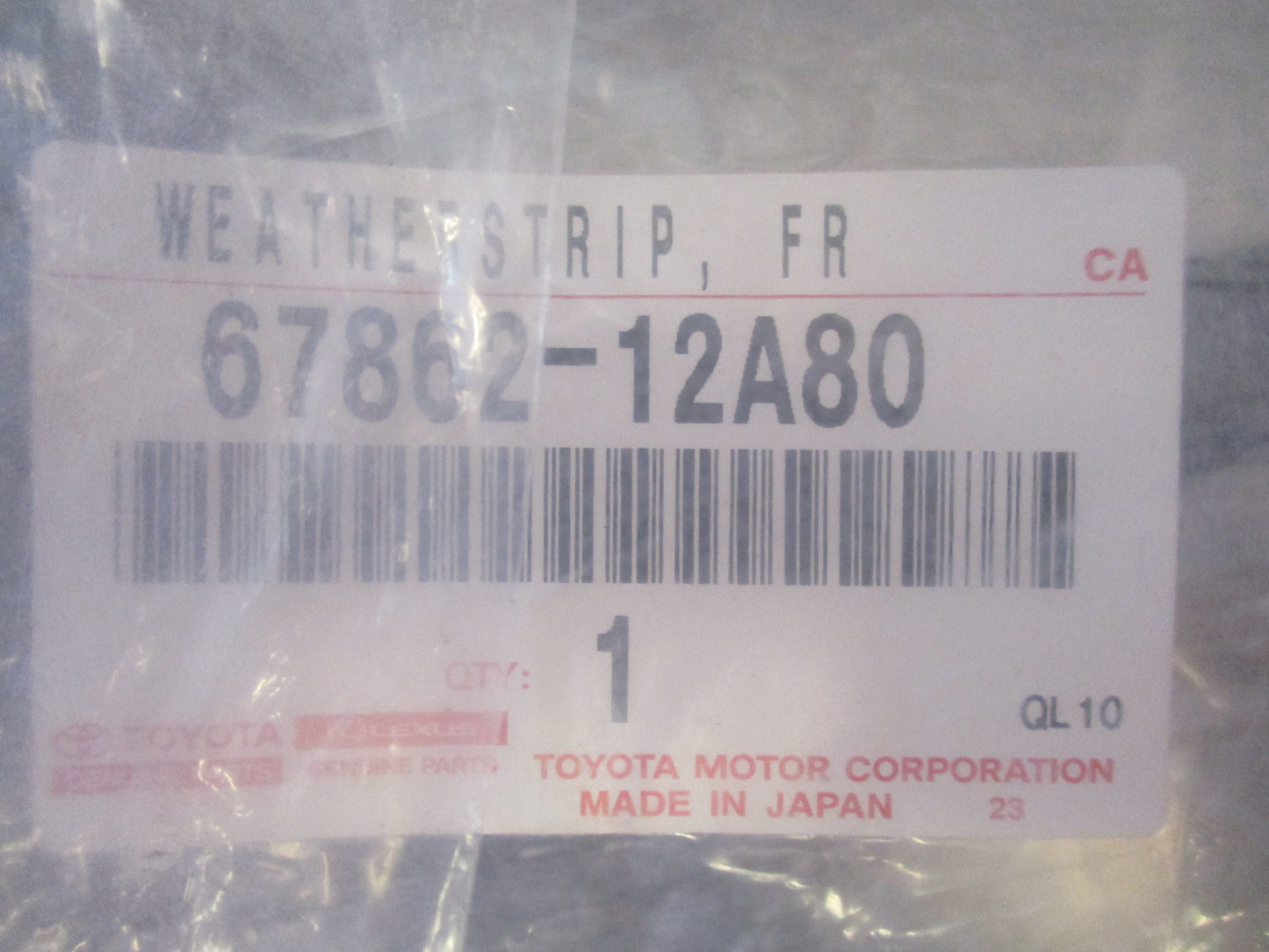 Toyota Corolla Genuine Left Front Door Weatherstrip New Part
