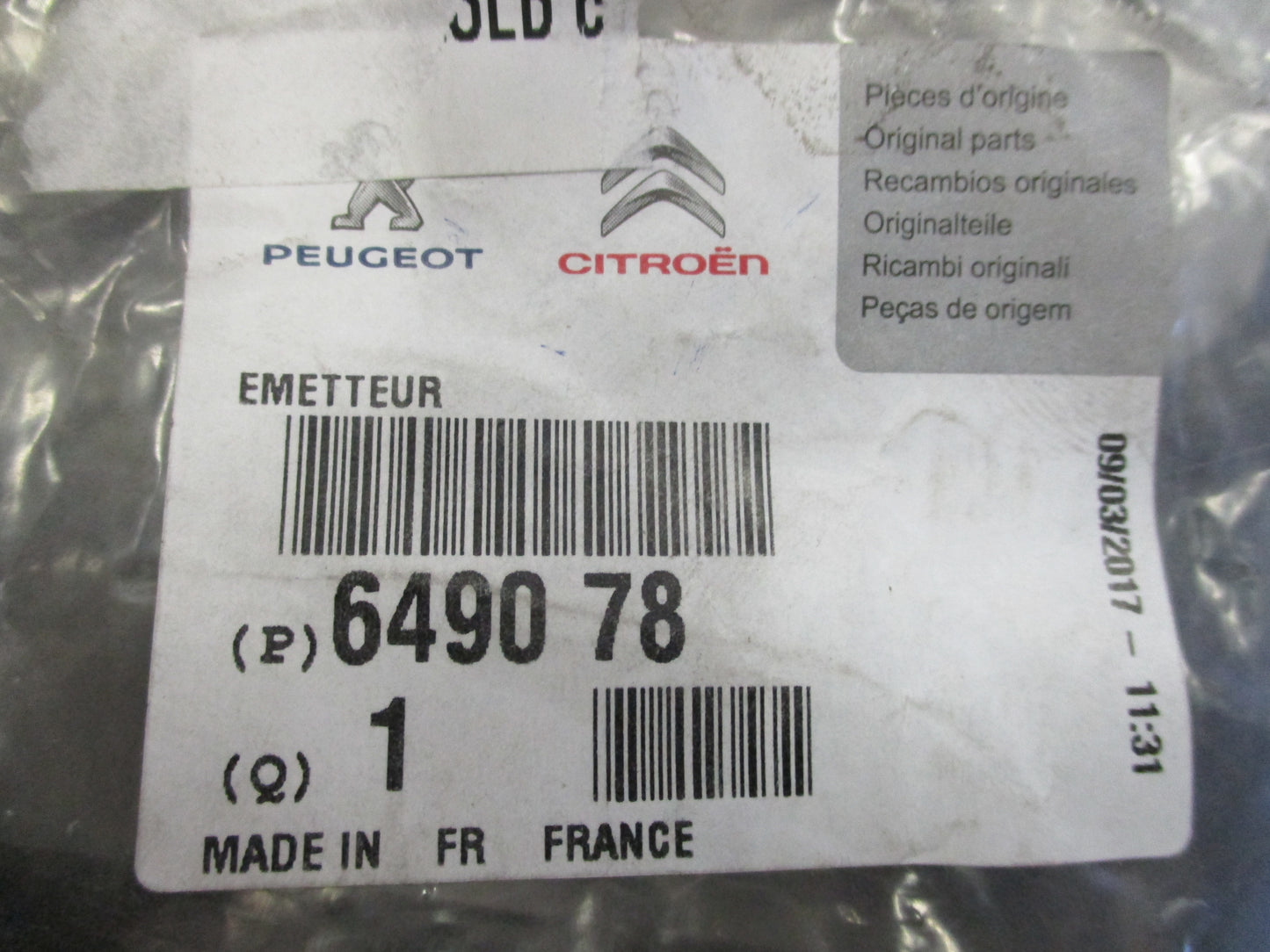 Peugeot 207SW/308SW Genuine 3 Button Transponder Remote and Key New Part