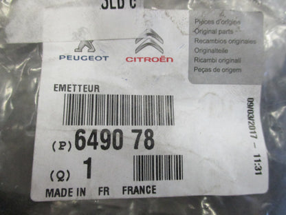 Peugeot 207SW/308SW Genuine 3 Button Transponder Remote and Key New Part