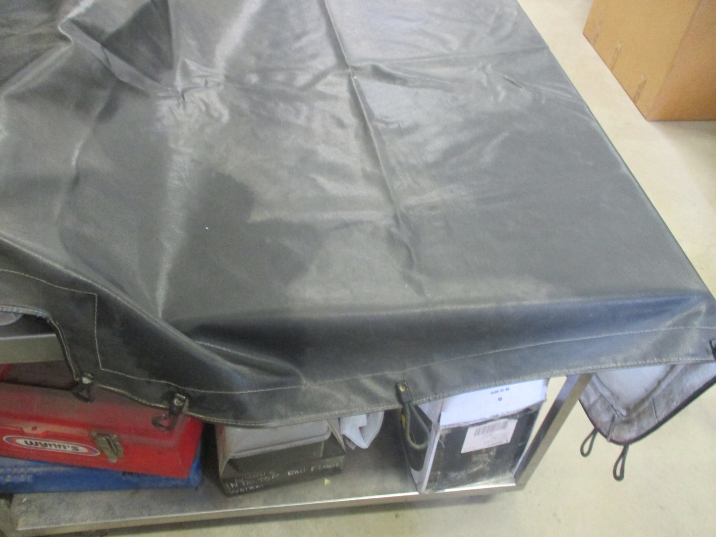 Subaru Brumby Bungee Tonneau Cover Used VGC