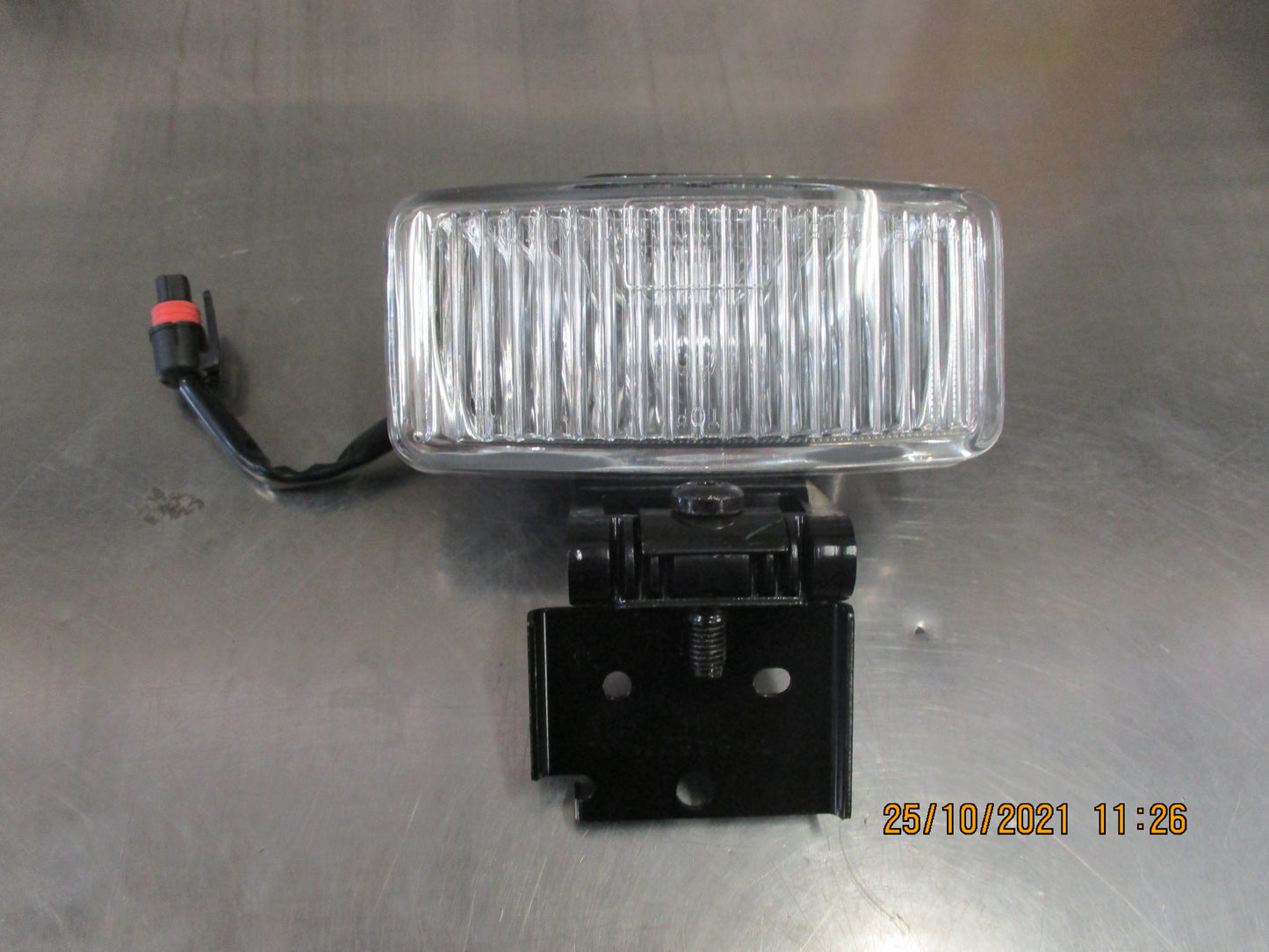 TYC Left Hand Fog Light Assembly Suits Jeep ZG Grand Cherokee New Part