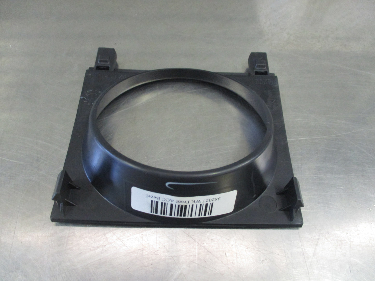 Jeep Grand Cherokee Genuine Adaptive Cruise Control Bumper Bezel New Part