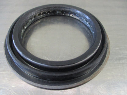 Holden Rodeo Genuine Front Wheel Oil Seal New Part