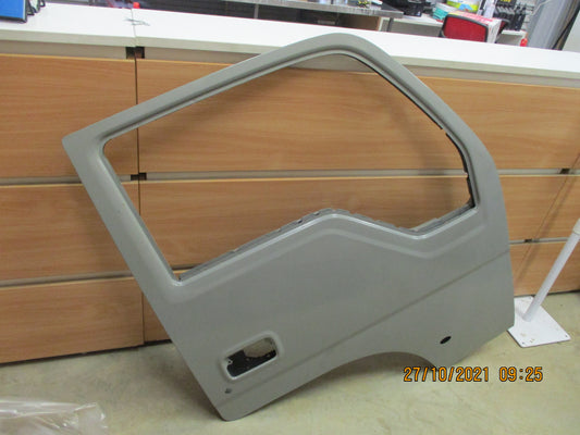 Kia 2700 Genuine Right Hand Front Door Shell Assembly New Part