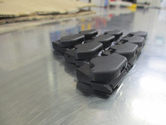 Nissan D40/D23 Navara/Maxima/Murano/Altima Genuine Front Guard Liner Clip Set of 10 New Part