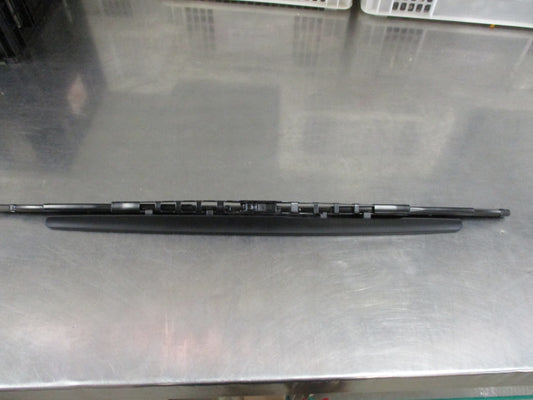 Volkswagen T5 Transporter Genuine Drivers Side Spoiler Wiper Blade New Part