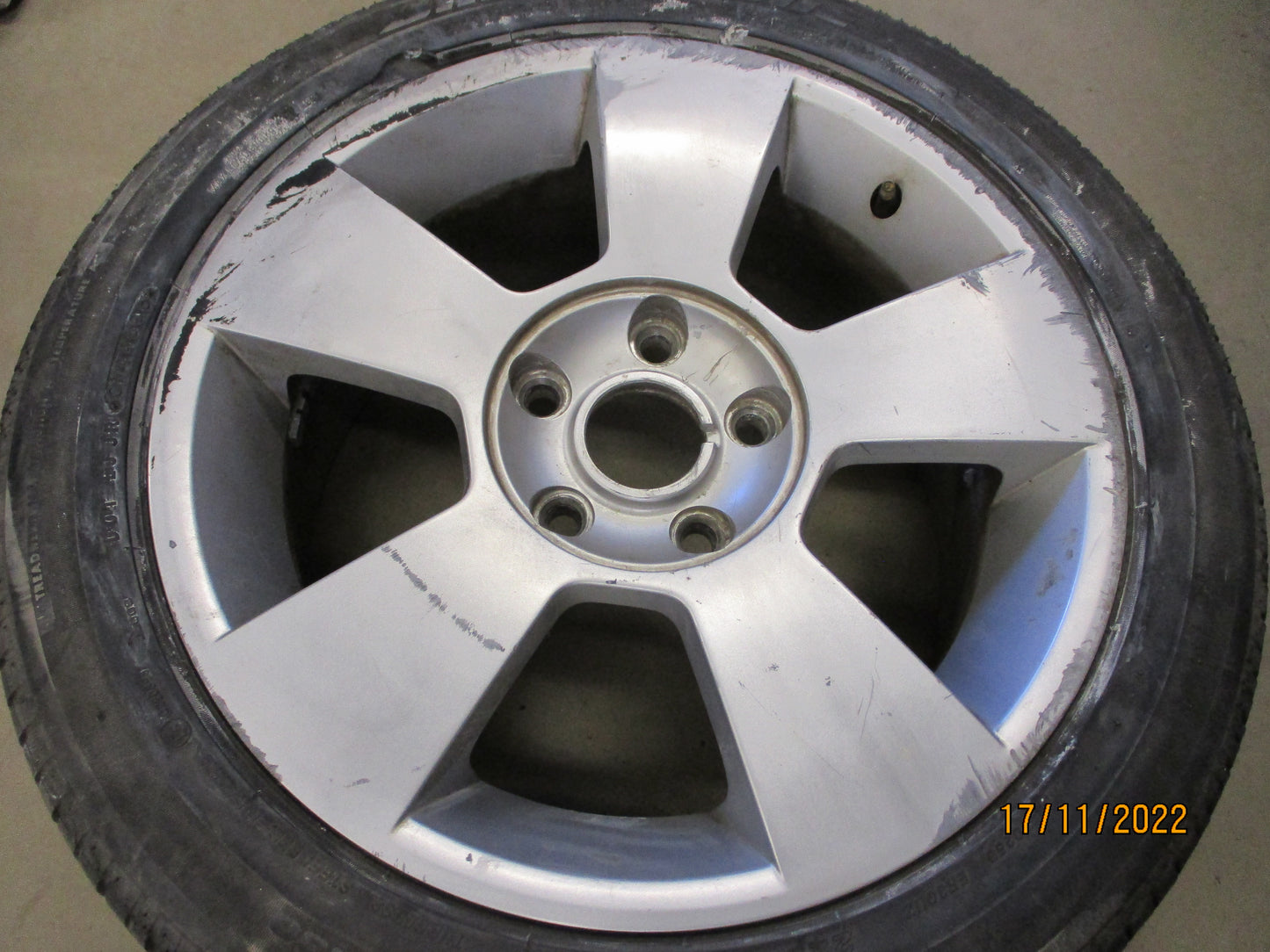 Holden Alloy 17X8JJ Good Spare Rim Has Rash As Per Photos Used Part