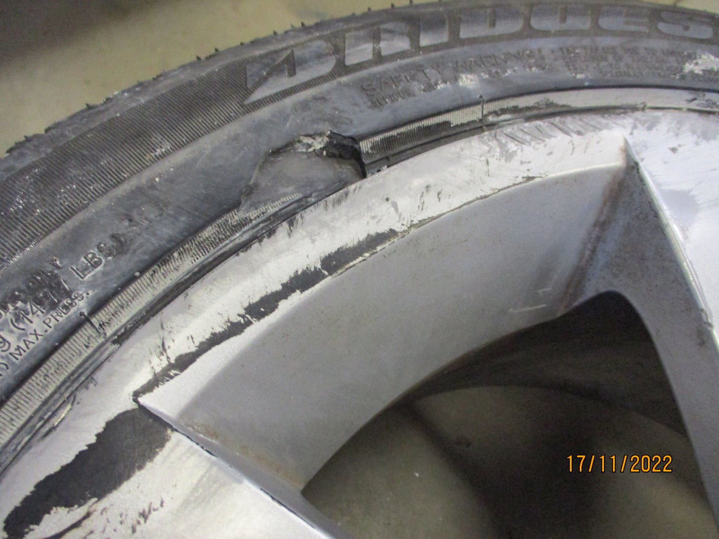Holden Alloy 17X8JJ Good Spare Rim Has Rash As Per Photos Used Part