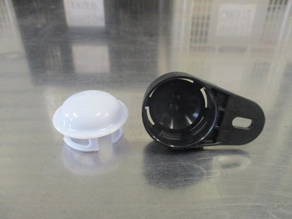 Jeep Grand Cherokee/Ram 1500/2500/3500/4500 Genuine Courtesy Lamp New Part