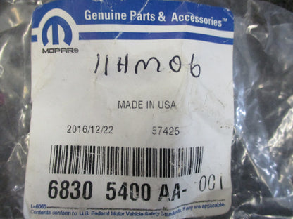 Jeep Grand Cherokee/Ram 1500/2500/3500/4500 Genuine Courtesy Lamp New Part