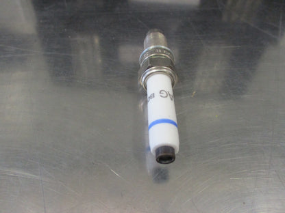 Volkswagen Polo/Golf/Skoda Genuine Spark Plug New Part