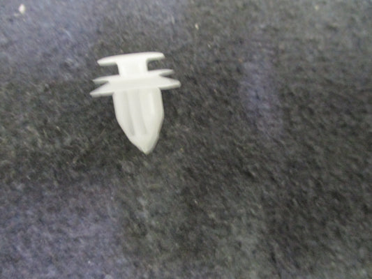 Toyota Camry, Corolla, Rav4, Kluger Genuine Interior Trim/ Garnish And Mould Retainer Clip New Part