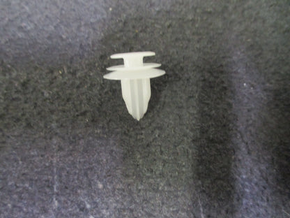 Toyota Camry, Corolla, Rav4, Kluger Genuine Interior Trim/ Garnish And Mould Retainer Clip New Part