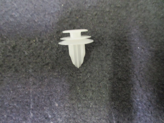 Toyota Camry, Corolla, Rav4, Kluger Genuine Interior Trim/ Garnish And Mould Retainer Clip New Part