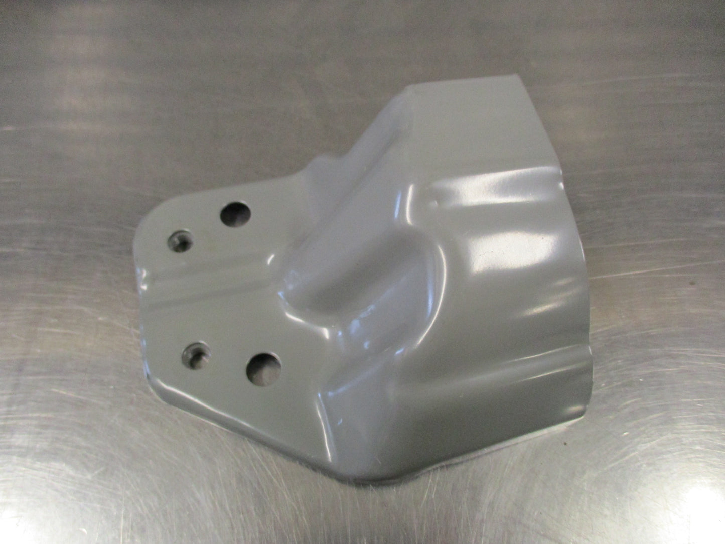 Hyundai iLoad and iMax Genuine Bracket Fender Front Left New Part