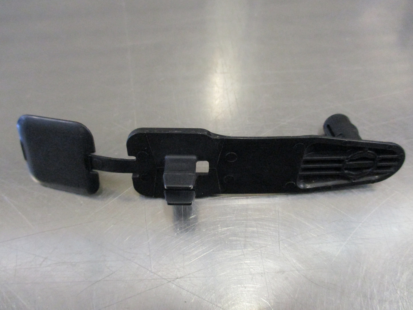 Nissan Various Models Genuine Front Carpet Bracket New Part