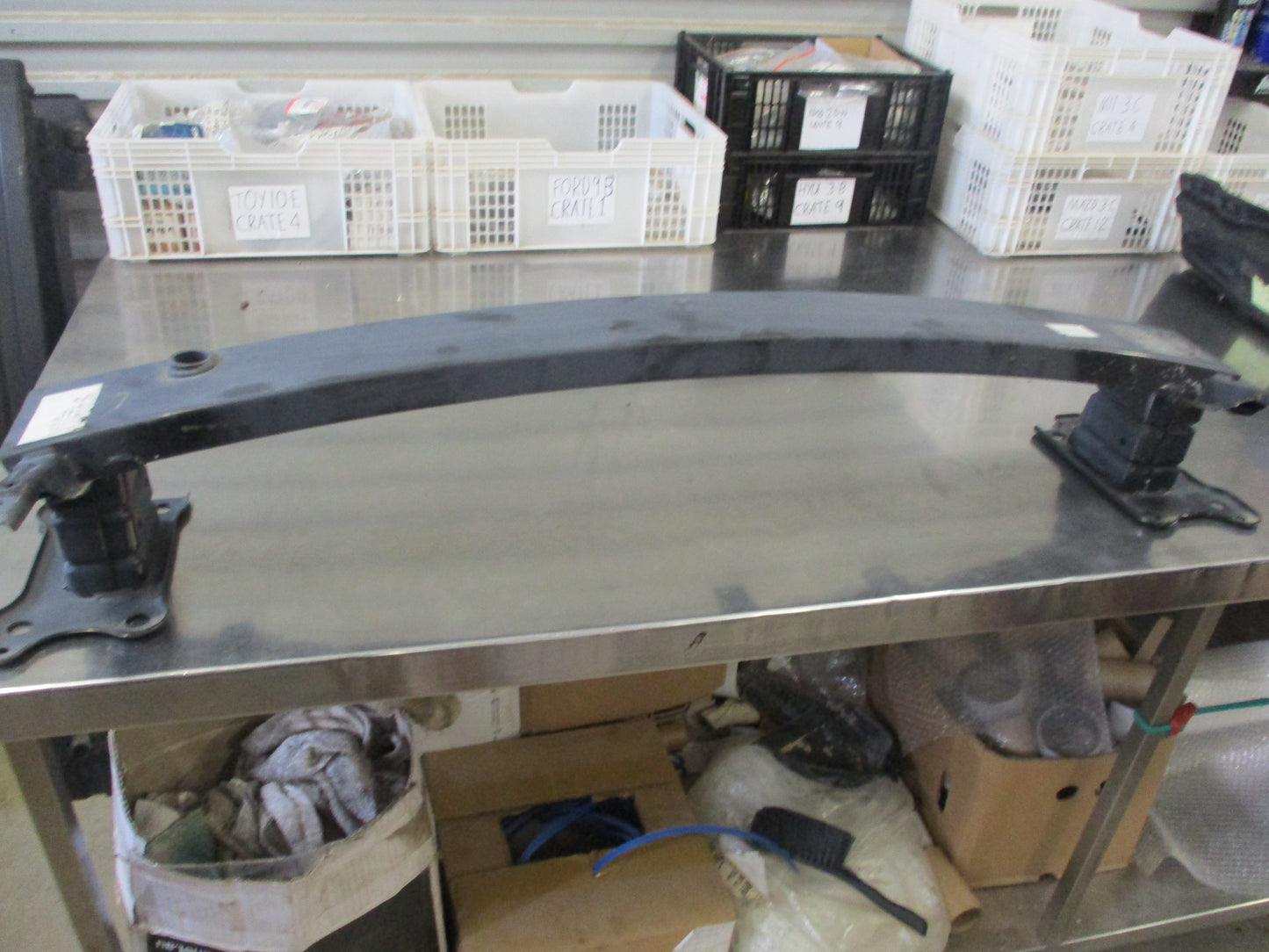 Kia Sportage QL Genuine Front Bumper Rail New Part