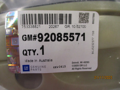 Holden VT/VX/VY/VZ Commodore Genuine Right Hand Front Door Handle New Part