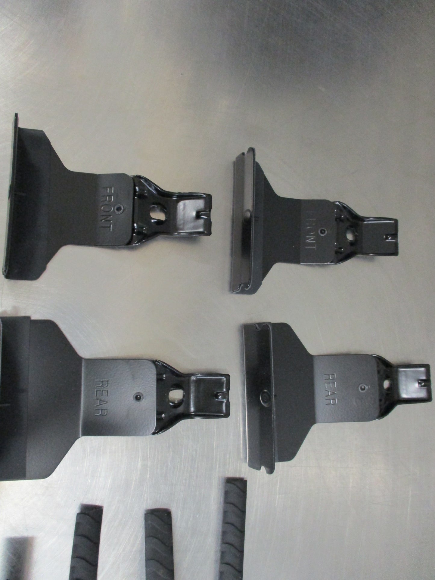 Toyota Corolla Hatch Genuine Aerorack Roof Rack Kit New Part