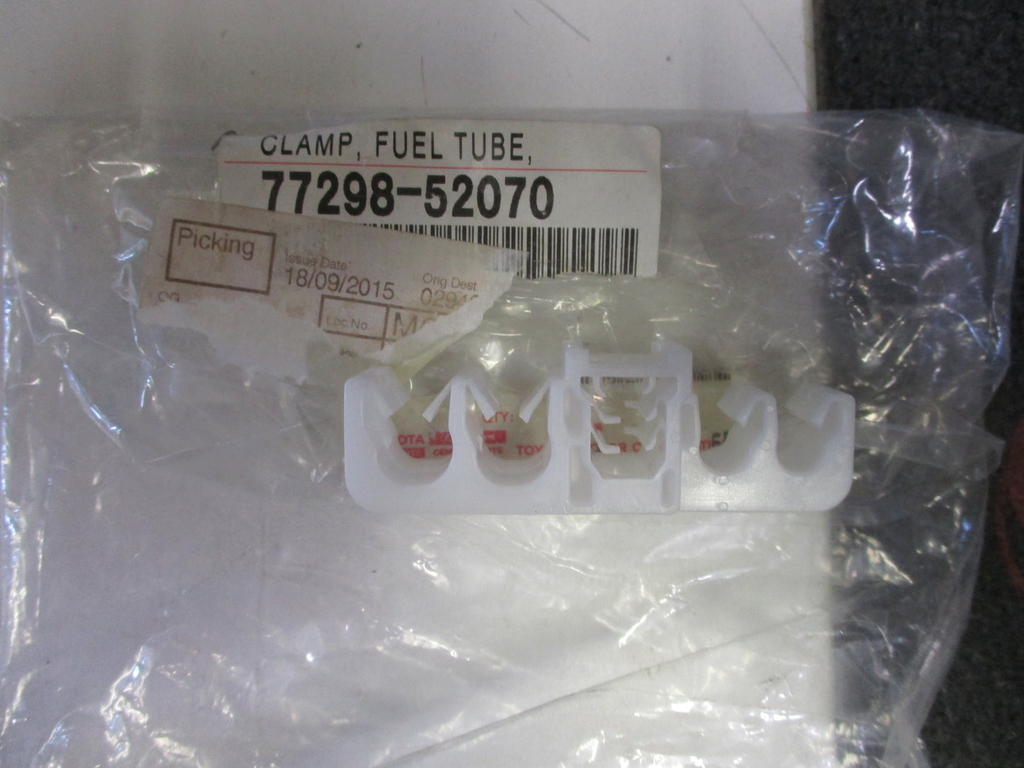 Toyota Corolla Genuine Fuel Tube Clamp New Part