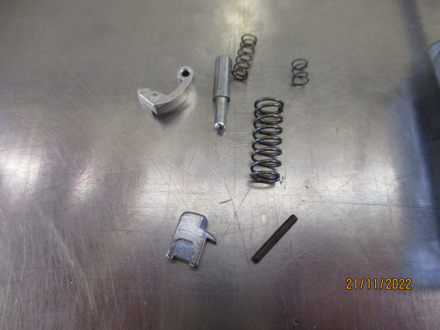 Holden VT-VX-VY Commodore Genuine Ignition Lock Uncoded Set New Part