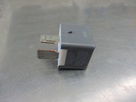 Toyota Corolla/Prius/Yaris/Rav4 Genuine Headlight Relay New Part