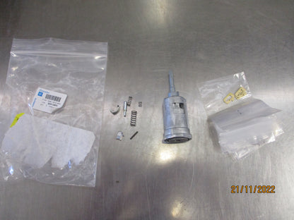 Holden VT-VX-VY Commodore Genuine Ignition Lock Uncoded Set New Part