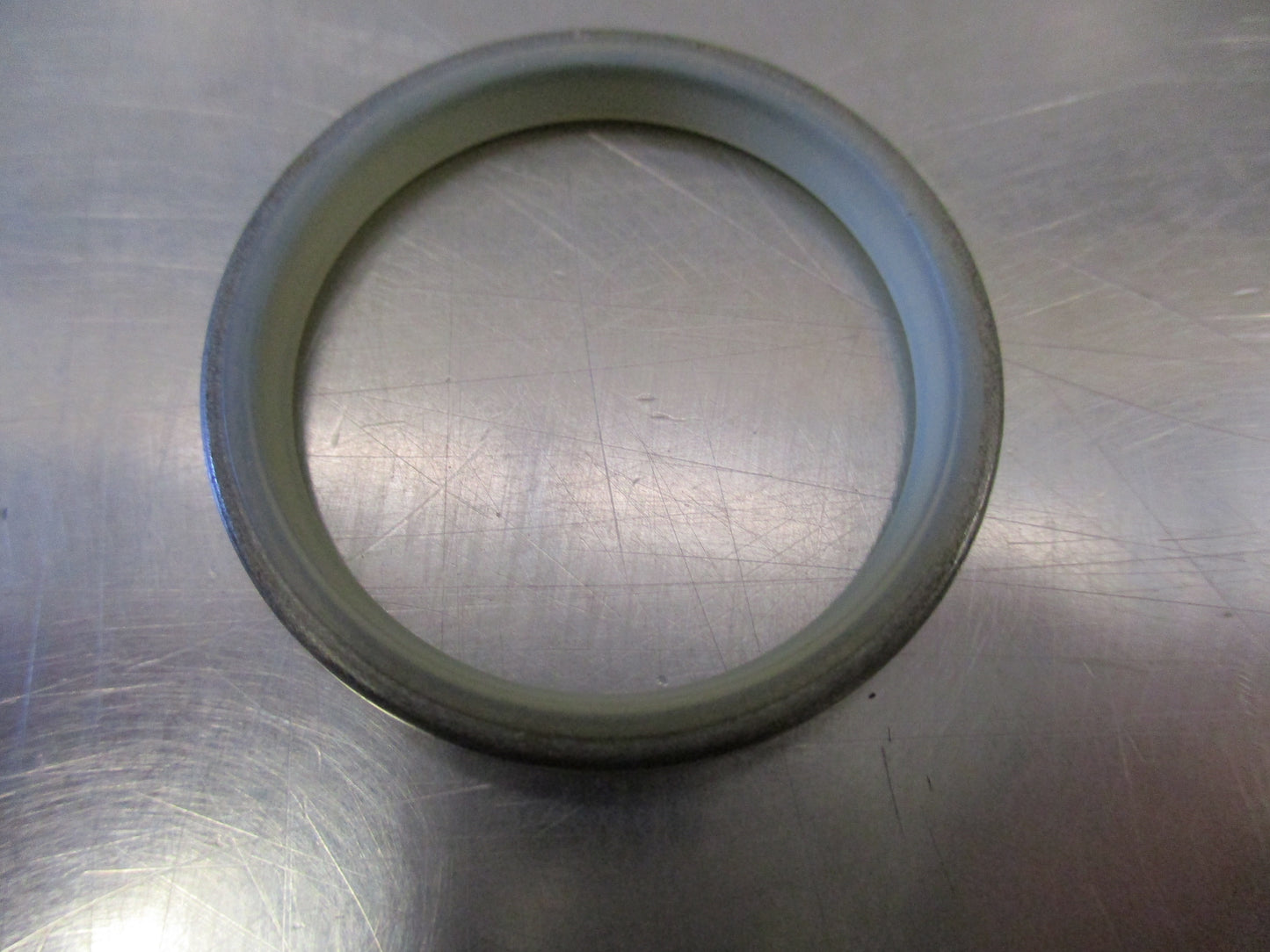 Isuzu Genuine Dust Seal New Part