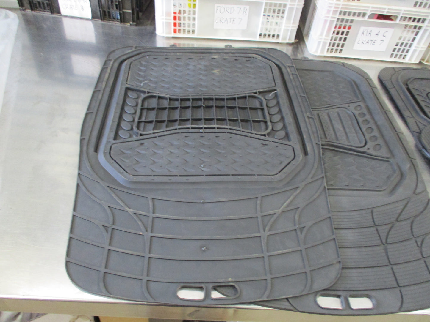 Stonewall Universal Heavy Duty Rubber Floor Mat Set of 4 New Part
