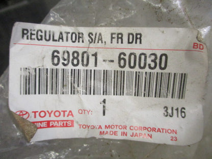 Toyota Landcruiser Genuine Right Hand Front Window Regulator New Part