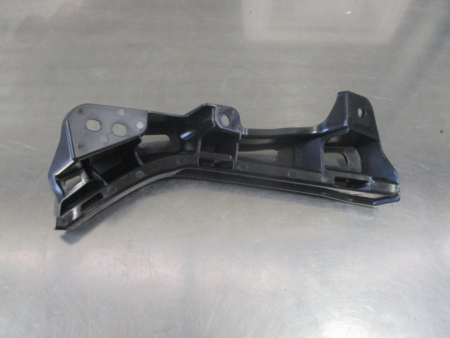 Suzuki Swift Genuine Left Hand Front Bumper Wing Bracket New Part
