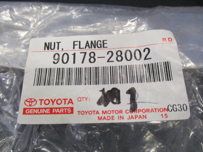 Toyota Fortuner/FJ Cruiser Genuine CV Joint Nut New Part