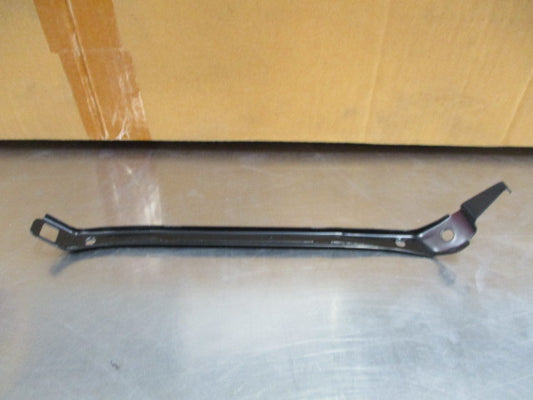 Toyota Corolla Sedan/Hatch Genuine Left Hand Front Bumper Bracket New Part