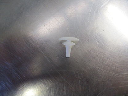 Holden Colorado Genuine Front Weatherstrip Clip New Part