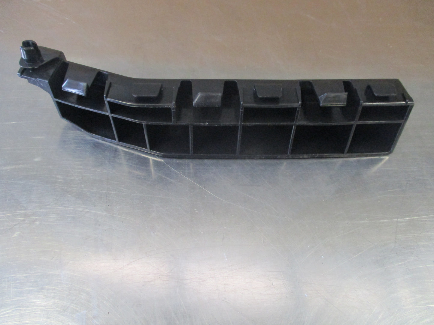 Honda Accord Genuine Front Right Bumper Spacer New Part