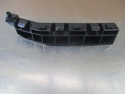 Honda Accord Genuine Front Right Bumper Spacer New Part