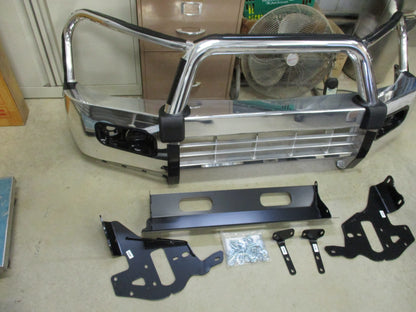 Mitsubishi MQ Triton Genuine Alloy Bull Complete With Fitting Kit & Instructions New Part