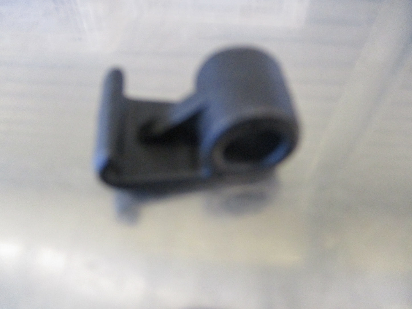 Holden Commodore Ute VE Genuine Tonneau Cover Hook New Part