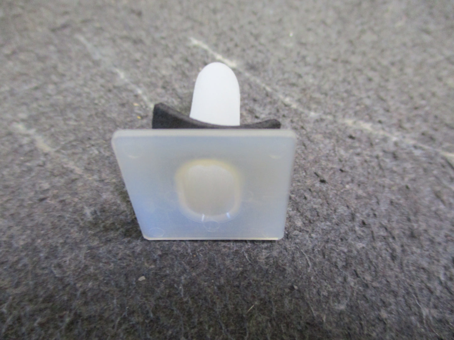 Toyota Landcruiser 2008 To 2021 Genuine Rear Spoiler Clip New Part