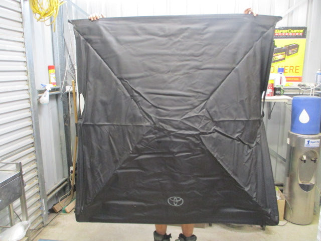 Toyota Hilus SR5 Genuine Replacement Soft Tonneau Cover ONLY Suits Sports Bar Used Part