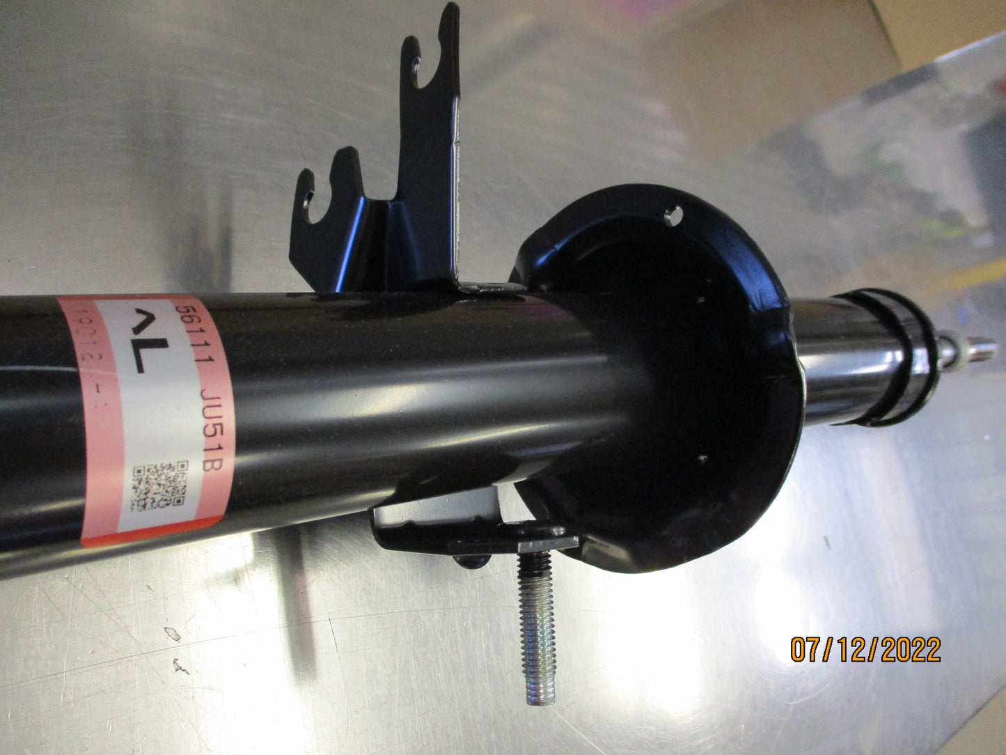Nissan Infiniti G37 Genuine Front Left Shock New Part