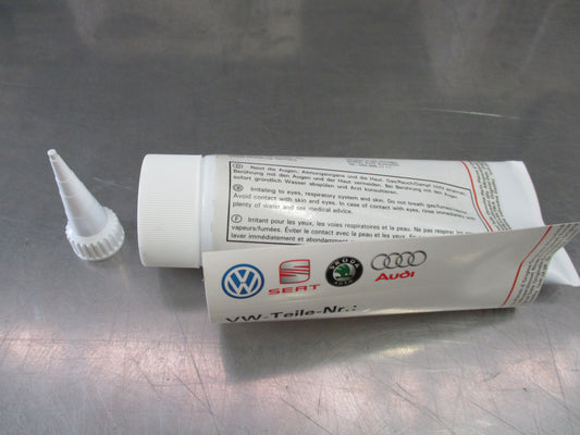 Volkswagen/Audi Genuine Engine Sealant New Part